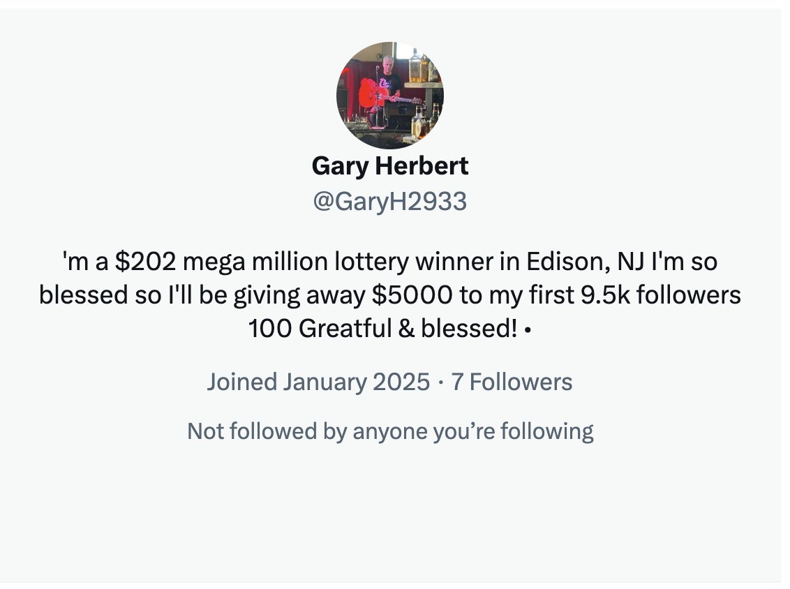 This scammer, this mooncalf, is trying to defraud another. Beware of him! As soon as I asked the question about the fee, he blocked me!