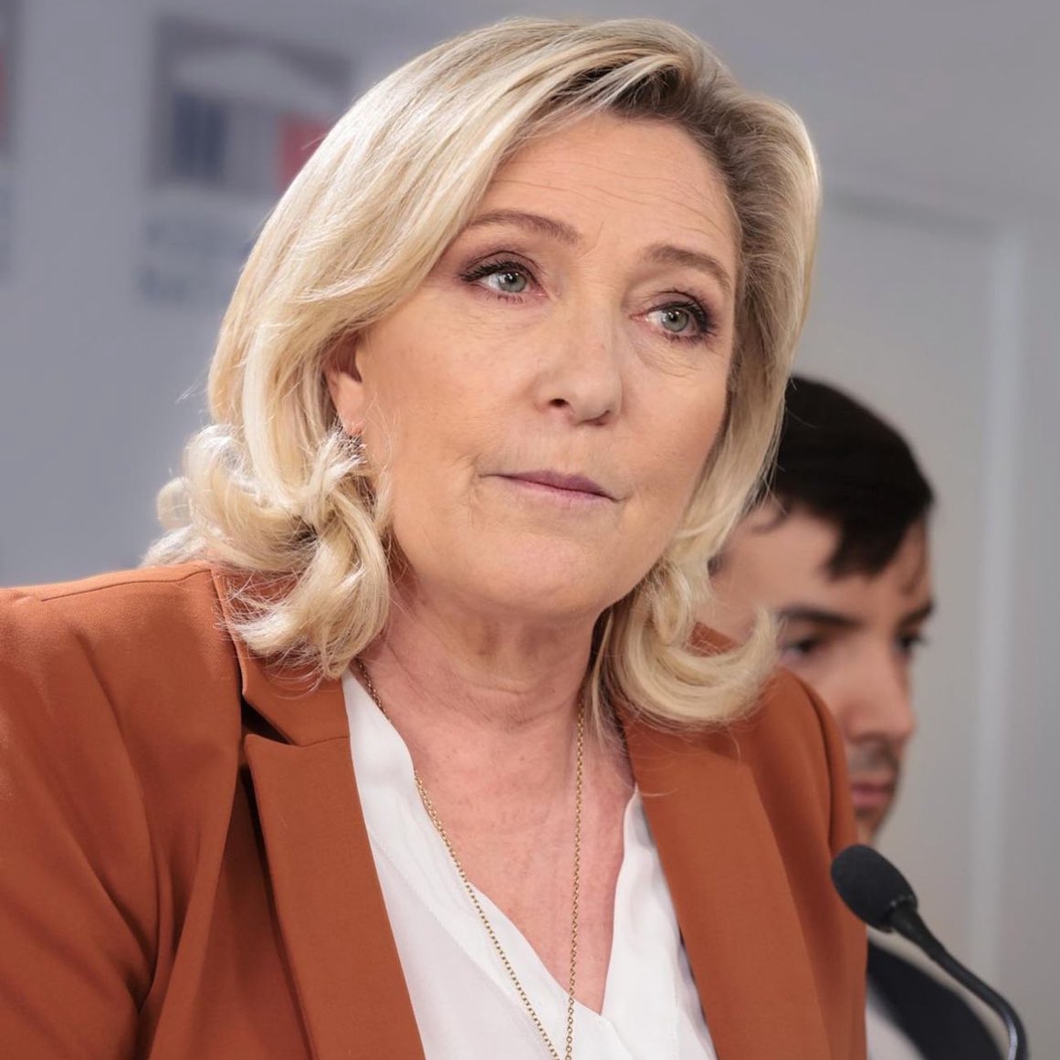 Pediavenir's tweet photo. 🇫🇷 FLASH – Marine Le Pen quitte X en raison de la montée de l’extrême droite sur le réseau social. https://t.co/I9bnCE8eIp