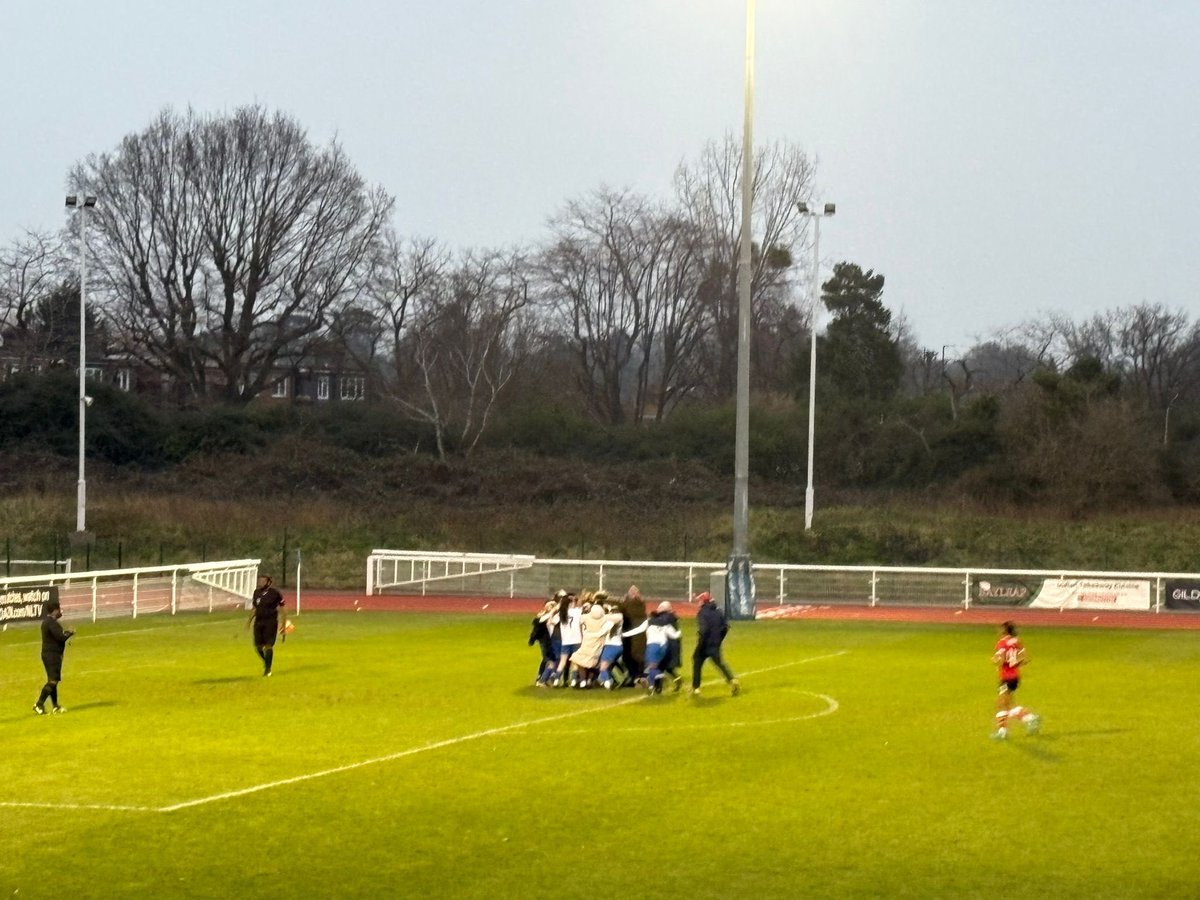 All over at the Dave Bryant Stadium 
and it’s a win on penalties.

We go through to the next round of the County Cup 
🔵⚪️