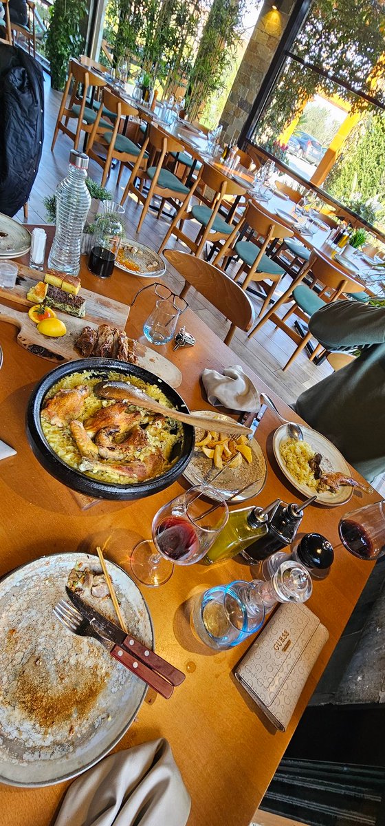 edisonaskenderi's tweet photo. Traditional food 😋 https://t.co/1hWGNFVYrA