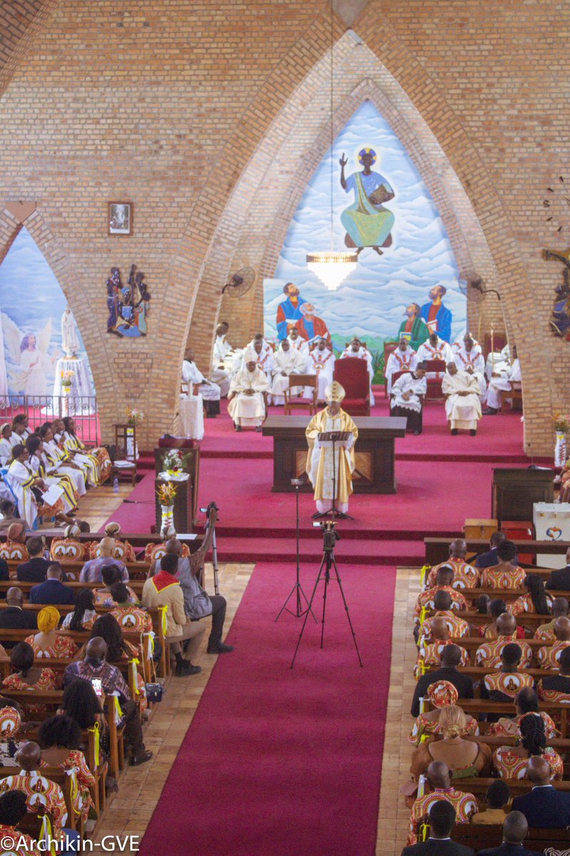 Cardinal Fridolin Ambongo Besungu tweet media