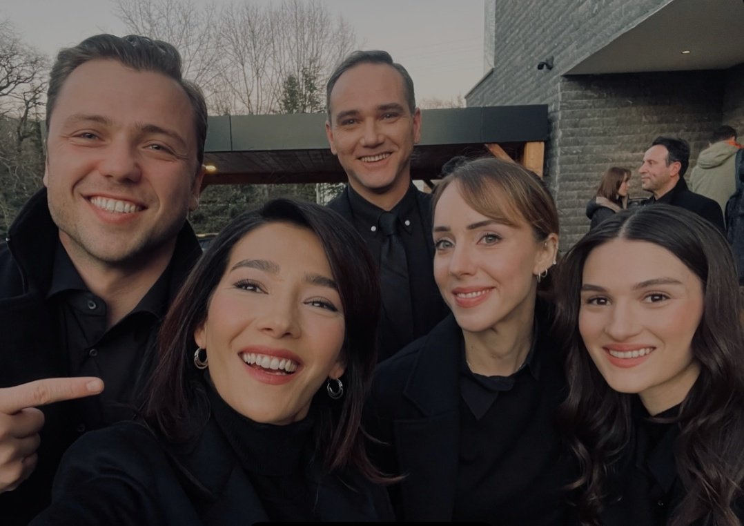 Ghq2ATiXEAAPwgQ?format=jpg&name=medium