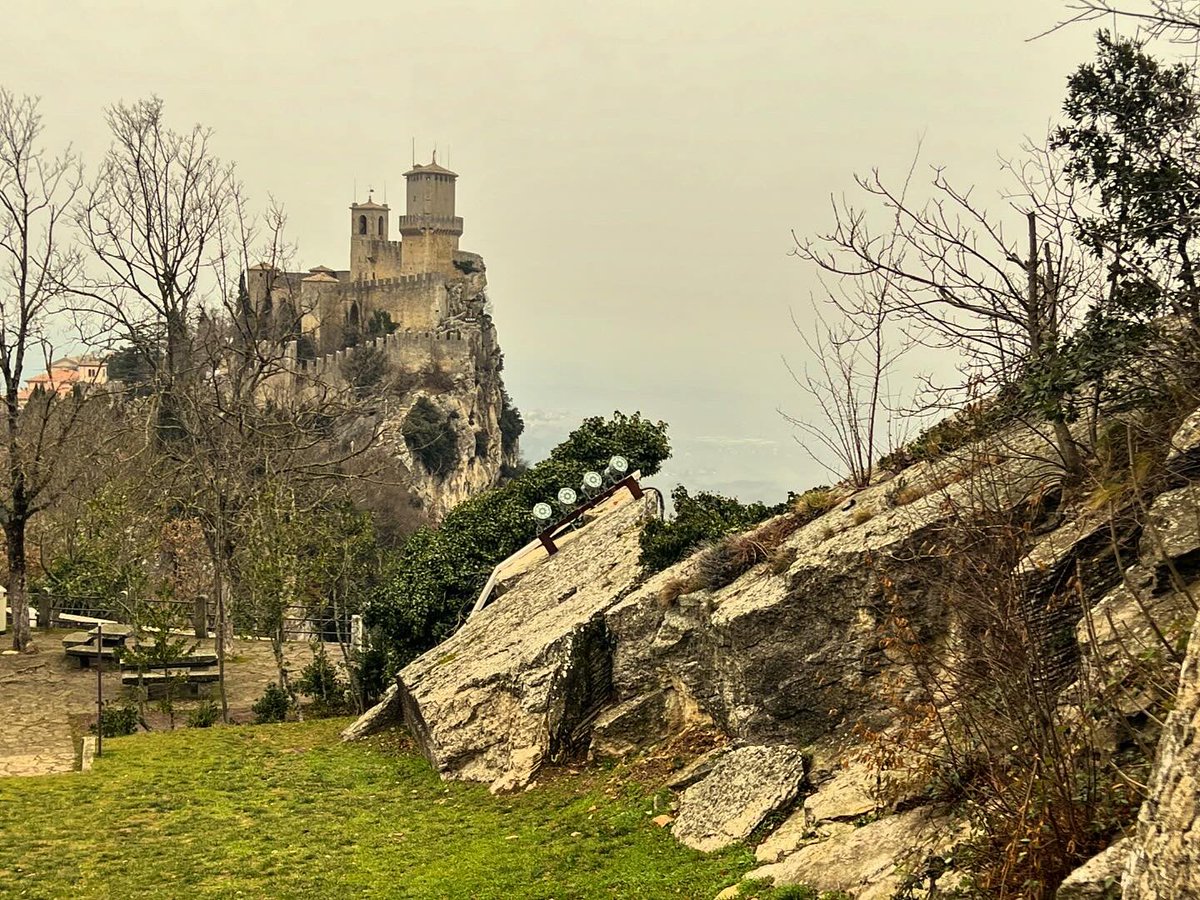 luca_barra's tweet photo. #MasterCOM e dintorni #SanMarino https://t.co/LN2FkjRTp2