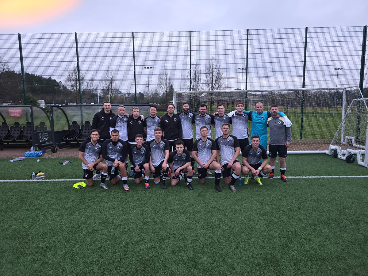 end_fc38470's tweet photo. North End 14 - 0 Ava..

Good performance from the boys another win in BIA LC group section. Onto Clyde Apollo next weekend 🖤🤍

Goals scorers;

Kingy ⚽️⚽️⚽️⚽️
Justin ⚽️⚽️
Reegan ⚽️⚽️
Gra ⚽️⚽️
Jnr ⚽️
Mullaney ⚽️
Jie McGregor ⚽️
Cabs ⚽️ https://t.co/AcY2QjAVj8