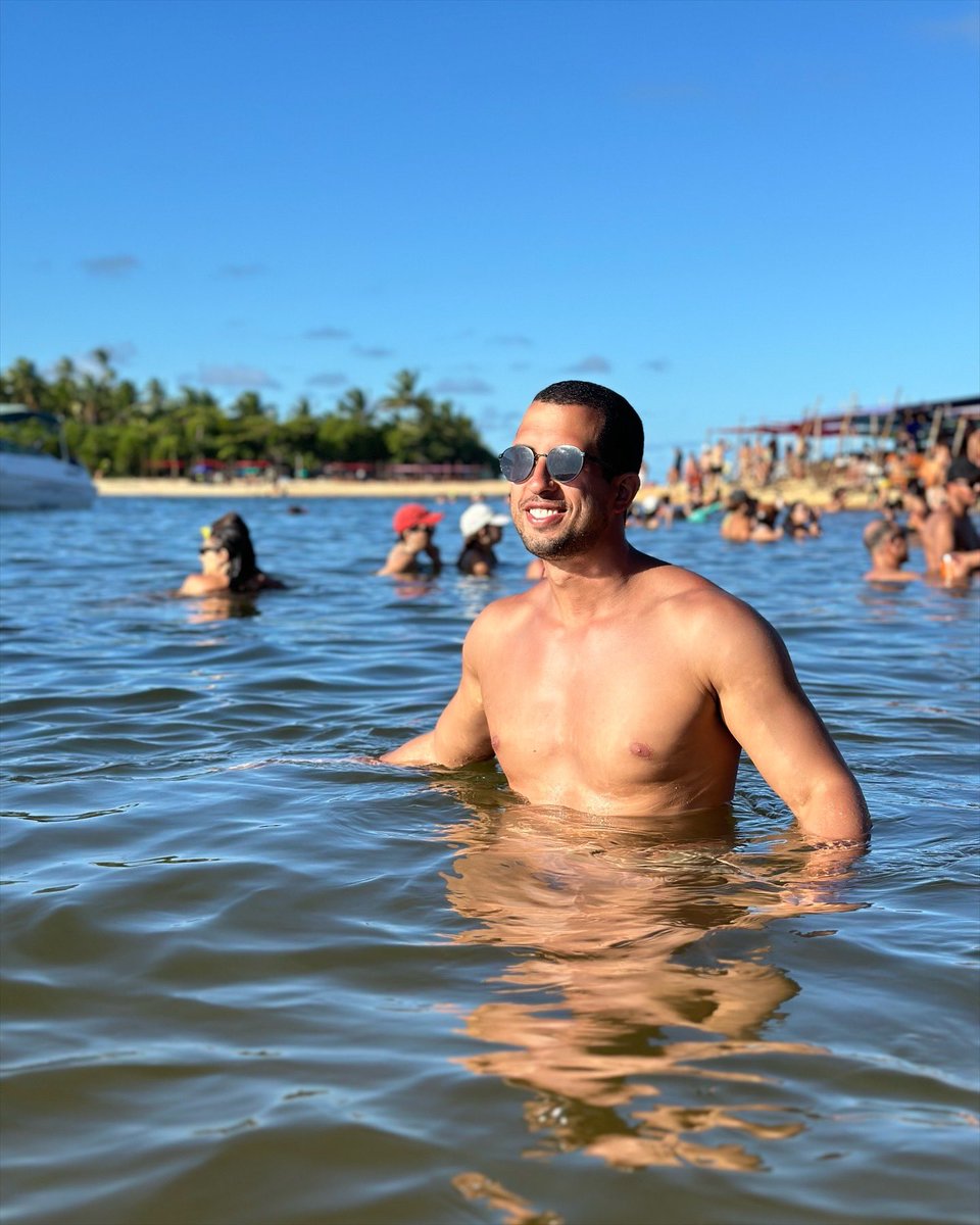 Criticuzim tweet media