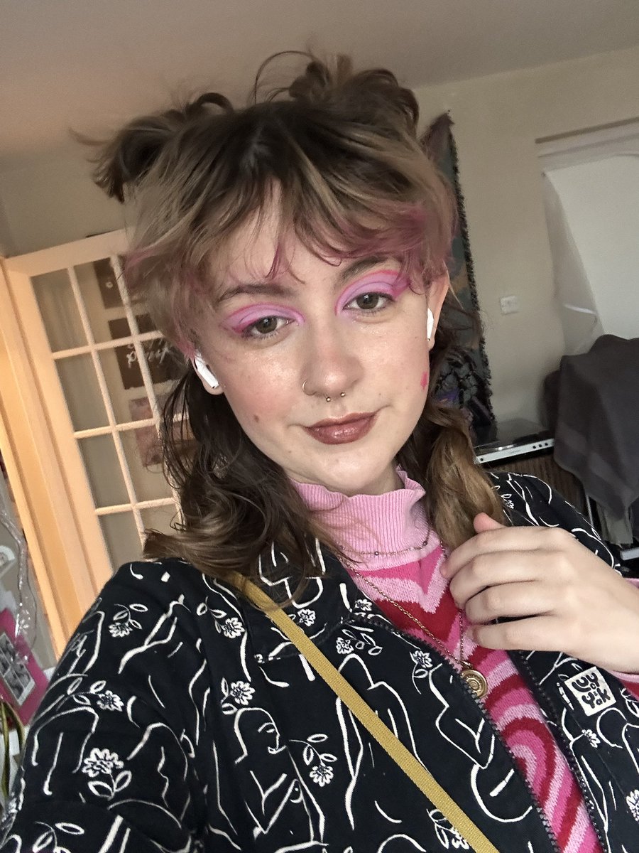 On BSKY now :-) tweet media