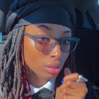 QuingKie's tweet photo. #NewProfilePic https://t.co/WtfET1khSG