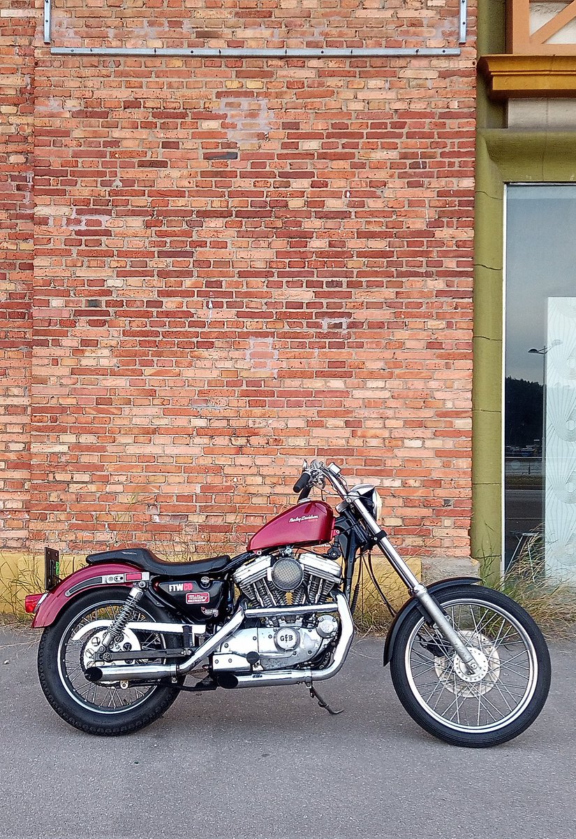 Jorge_Difficile's tweet photo. @angel_gfi Años más tarde no pude evitar tener mi propia Harley https://t.co/iJ3yCGgWjo