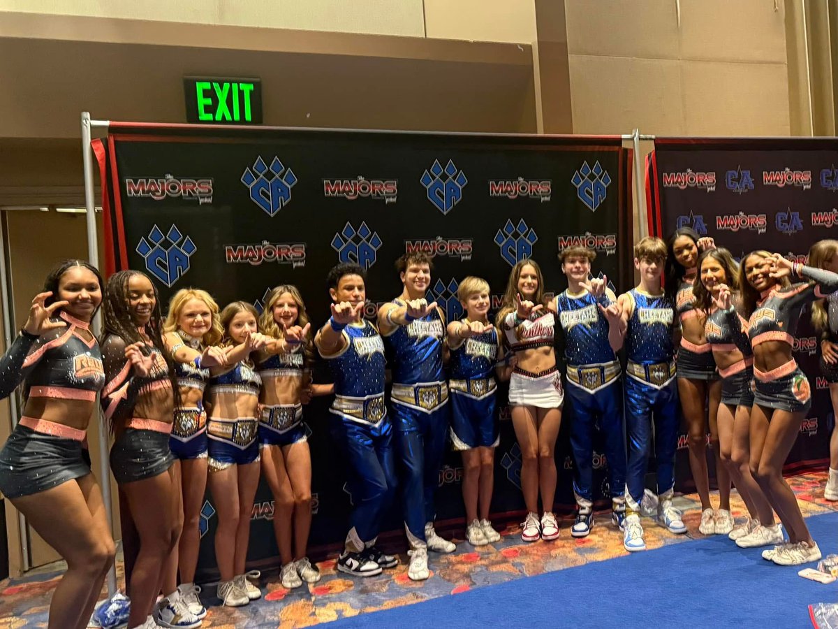 whit_whitlock06's tweet photo. Couldn’t imagine missing this weekend in Indianapolis watching a shared goal come to life. The Majors is everything to the athletes that get asked to compete the event. And watching WB be a part of it and the sacrifice is really special. https://t.co/Hco3LTcAl9