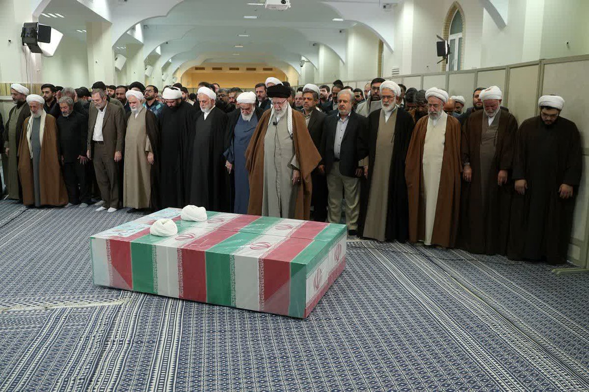 Sabakhanom1's tweet image. نام اثر: عاقبت بخیری🥺
