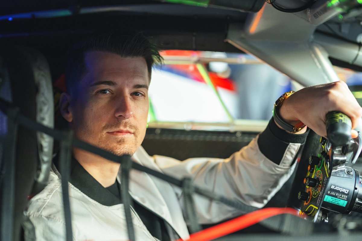 KyleHanslovan's tweet photo. Not gonna lie, it feeling pretty epic knowing @HuntressLabs has a car in the #Rolex24 next weekend. Meant it when I said “Cybersecurity for all businesses, not just the 1% with Formula 1 budgets” https://t.co/KiZNJZOdQh