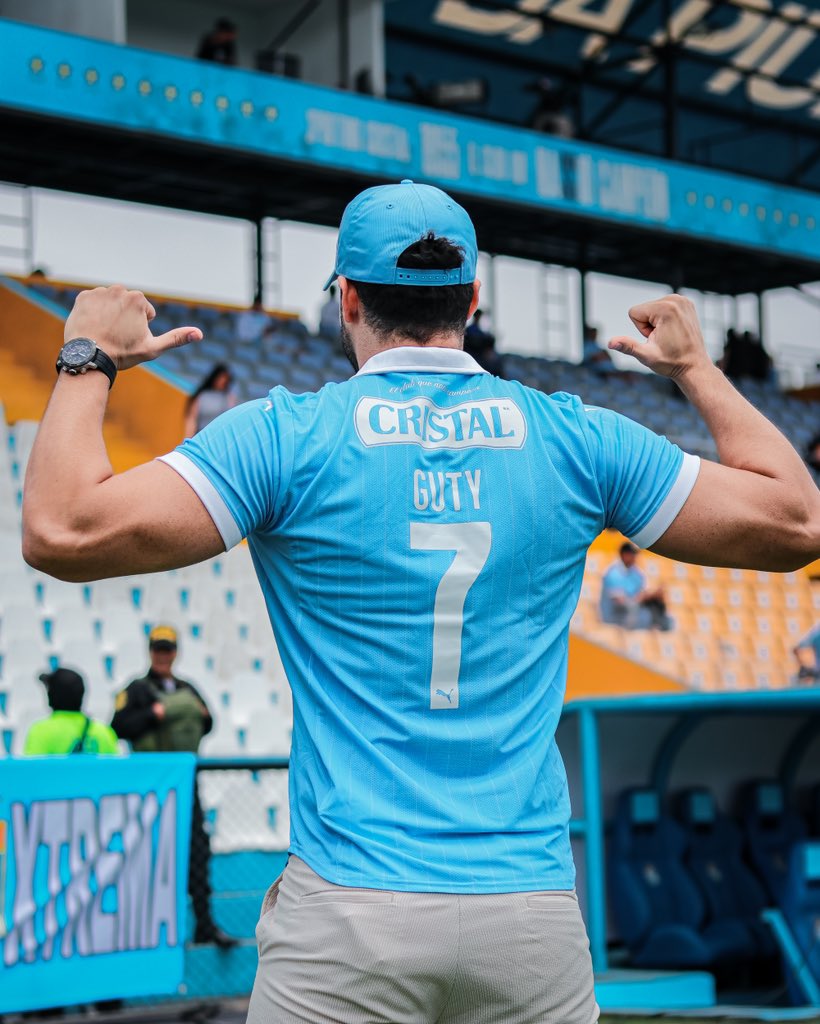 Se abrieron las puertas del estadio!!