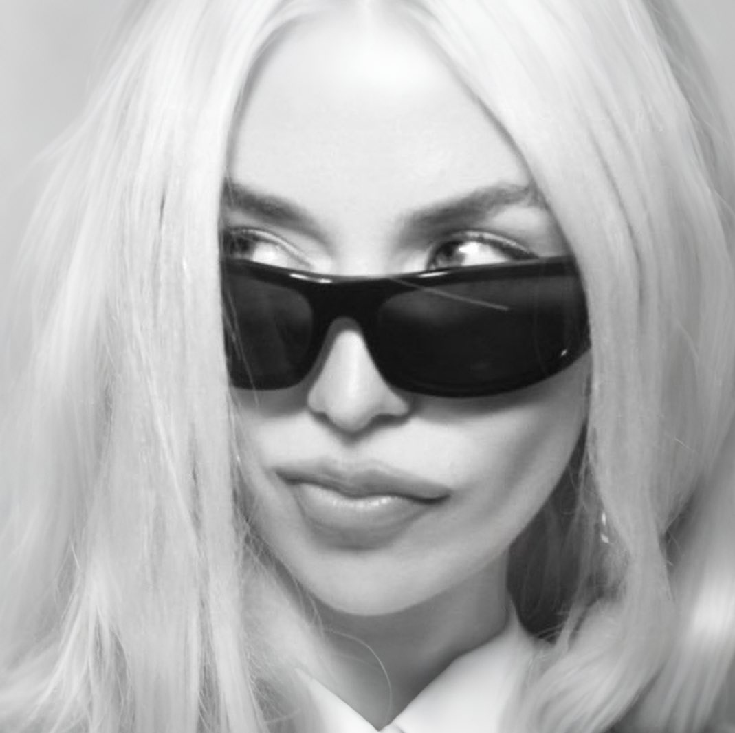 2000’s FlashBack by @amhqoffi becomes the first song in history to surpass 1M streams on the platform.

I CLOCK IT HERE by @ineedtoforget13 will follow along as the 2nd most streamed song on the platform and on track to have over 1M streams by the next tracking day.