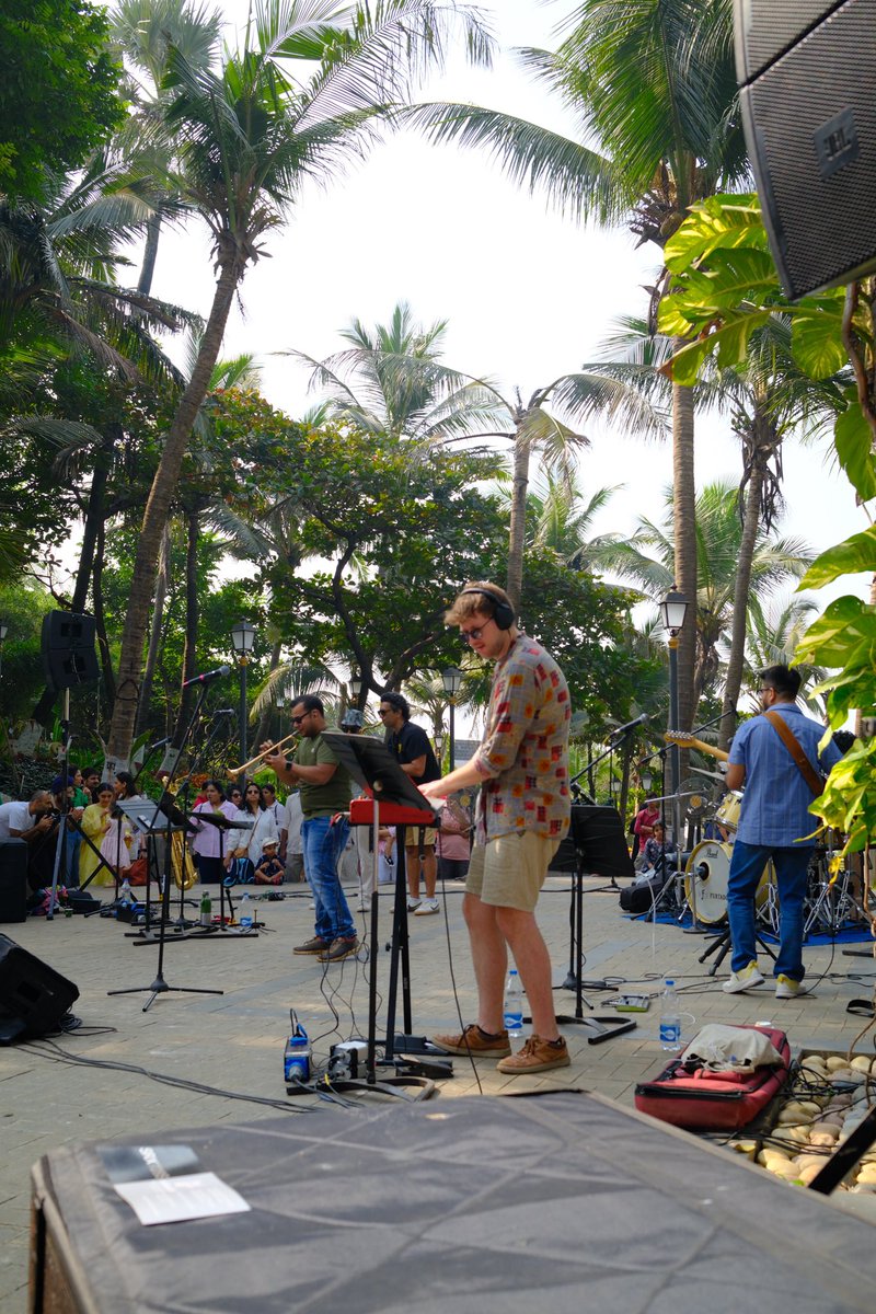 Pra5ham's tweet photo. Sunday morning Bandra Fort for #Soundrise. https://t.co/ArZPfSHPri