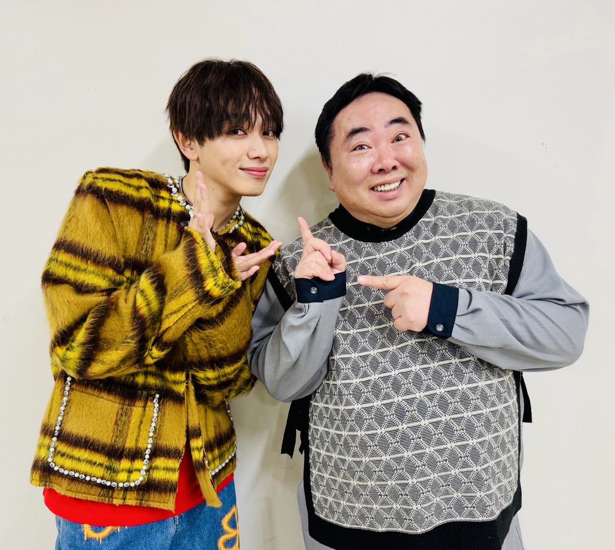 tsukajimuga's tweet photo. 「#宮世琉弥 Special Event Ryubiʼs Fes 2025」
MCありがとうございました！
内容盛り沢山で！
#琉弥 くんや #りゅびーず の皆さんも温かく、ただただ楽しんでしまいました！笑
#BUDDiiS  #もーりー くん
#GENERATIONS  #小森隼 くん
#仲里依紗 さんも
ありがとうございました！ https://t.co/5ig142ROX5