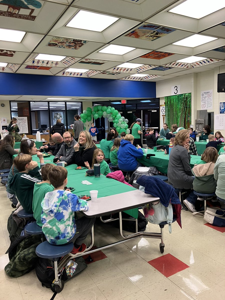 Natalie Bare tweet media