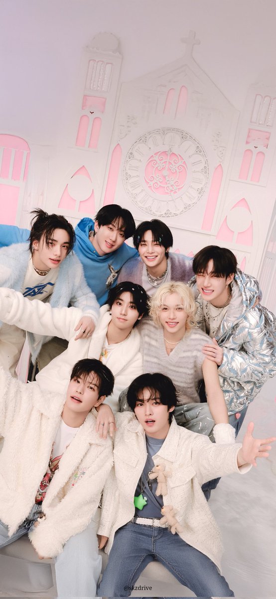 SKZ WPP 👑 tweet media