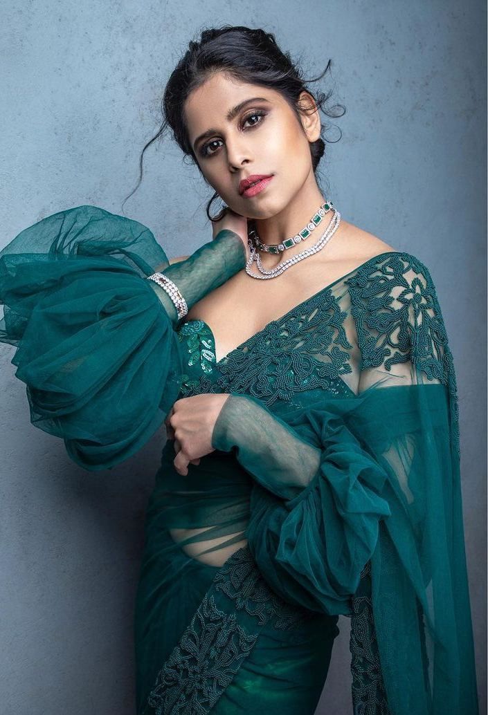 FunPlanet365's tweet photo. #SundayMenu #StarManPics 
#MarathiCelebs
4/3
#SaiTamhankar
Sai https://t.co/rlSCXWQbiH