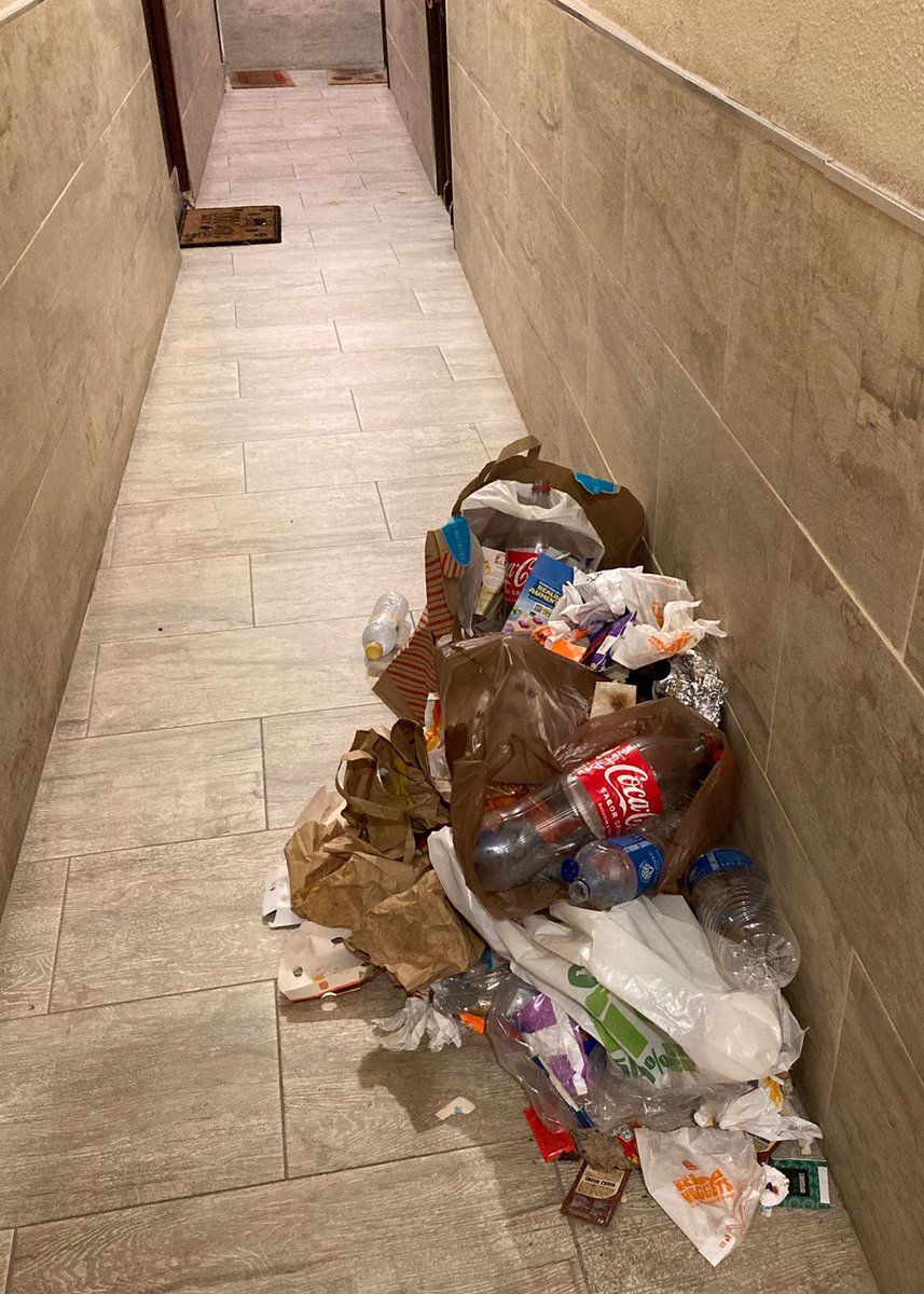 MADRID DECADENTE tweet media
