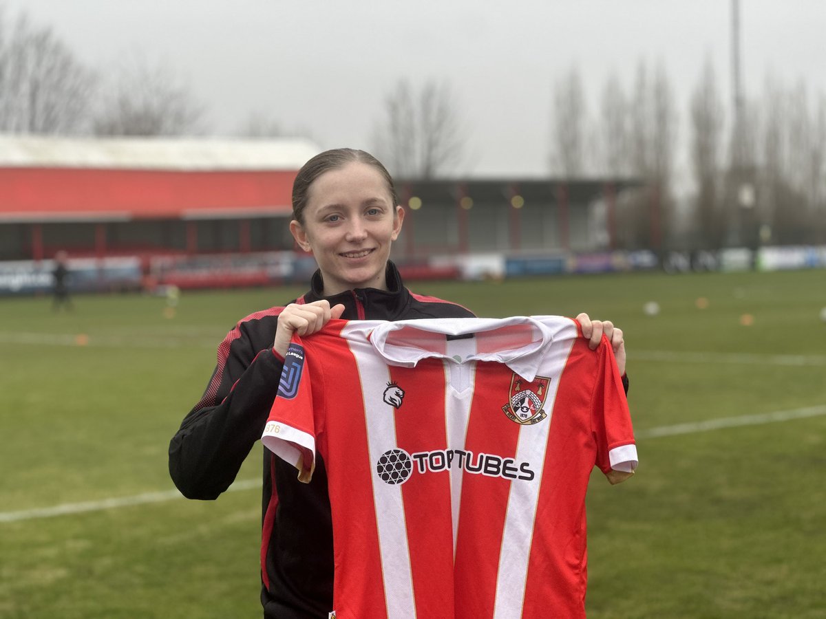 𝐂𝐡𝐞𝐥𝐬𝐞𝐚’𝐬 𝐀 𝐆𝐥𝐚𝐬𝐬𝐠𝐢𝐫𝐥 🙌🏻

We are delighted to have secured the services of full back Chelsea Tague from <a href="/LeafieldAthLFC/">Leafield Ladies FC</a> ahead of today’s game against Wolves Women ✍️ 

Welcome to the Glassgirls, Chelsea 🔴⚪️

#FAWNL | #Glassgirls
