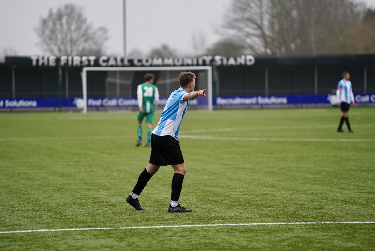 callum_laver's tweet image. Photos from yesterday’s games

@SpringfieldF 
v
@WakeringSports1 

#footballer #football #springfieldfc