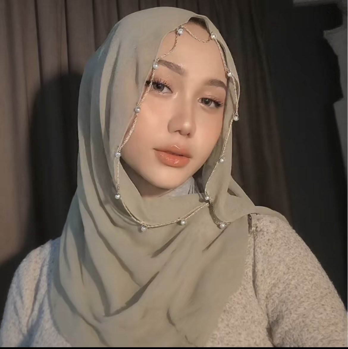 shopwithflorie's tweet photo. weh selalu sold out semua warna beg kuning beaded shawl ni 👎🏻

tetiba tengok harini banyak pulak warnanya siap tiktok bagi diskaun &amp; freeshipping lagi 😆😆😆😆 https://t.co/tR0CYsIw53