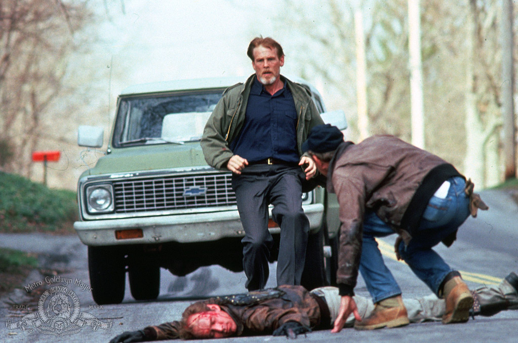 aresluoga's tweet image. 35 years ago today, the mystery thriller film, #EverybodyWins, directed by #KarelReisz, written by #ArthurMiller, and starring #DebraWinger, #NickNolte, #WillPatton, #JudithIvey, and #JackWarden, opened to lackluster reviews in US theaters.