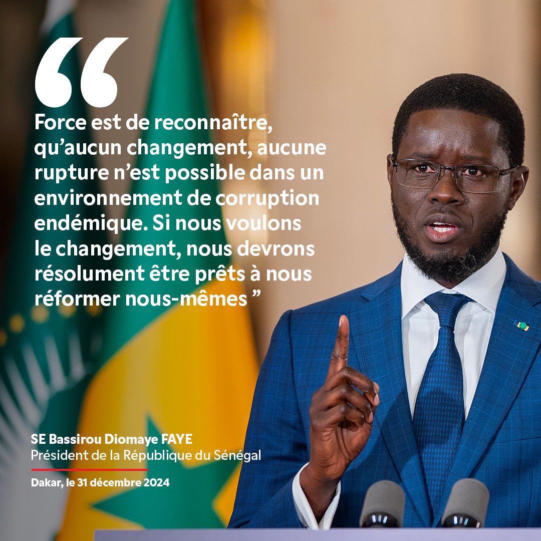 malickb6's tweet photo. "Si nous voulons le changement,  nous devrons résolument être prêts à  nous réformer nous-mêmes " dixit le Président https://t.co/pajBrYSKIU