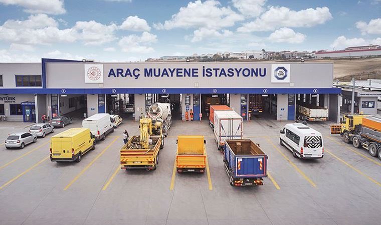 TurhanBozkurTV's tweet photo. 👨‍🔧 TÜVTÜRK’ün araç muayenesinde “hizmet bedeli” altına aldığı ücret mahkeme tarafından iptal edildi. 

💵 Herkes kararı emsal gösterip hizmet bedelinin iadesini talep edebilir. https://t.co/OVT4ycEHuk