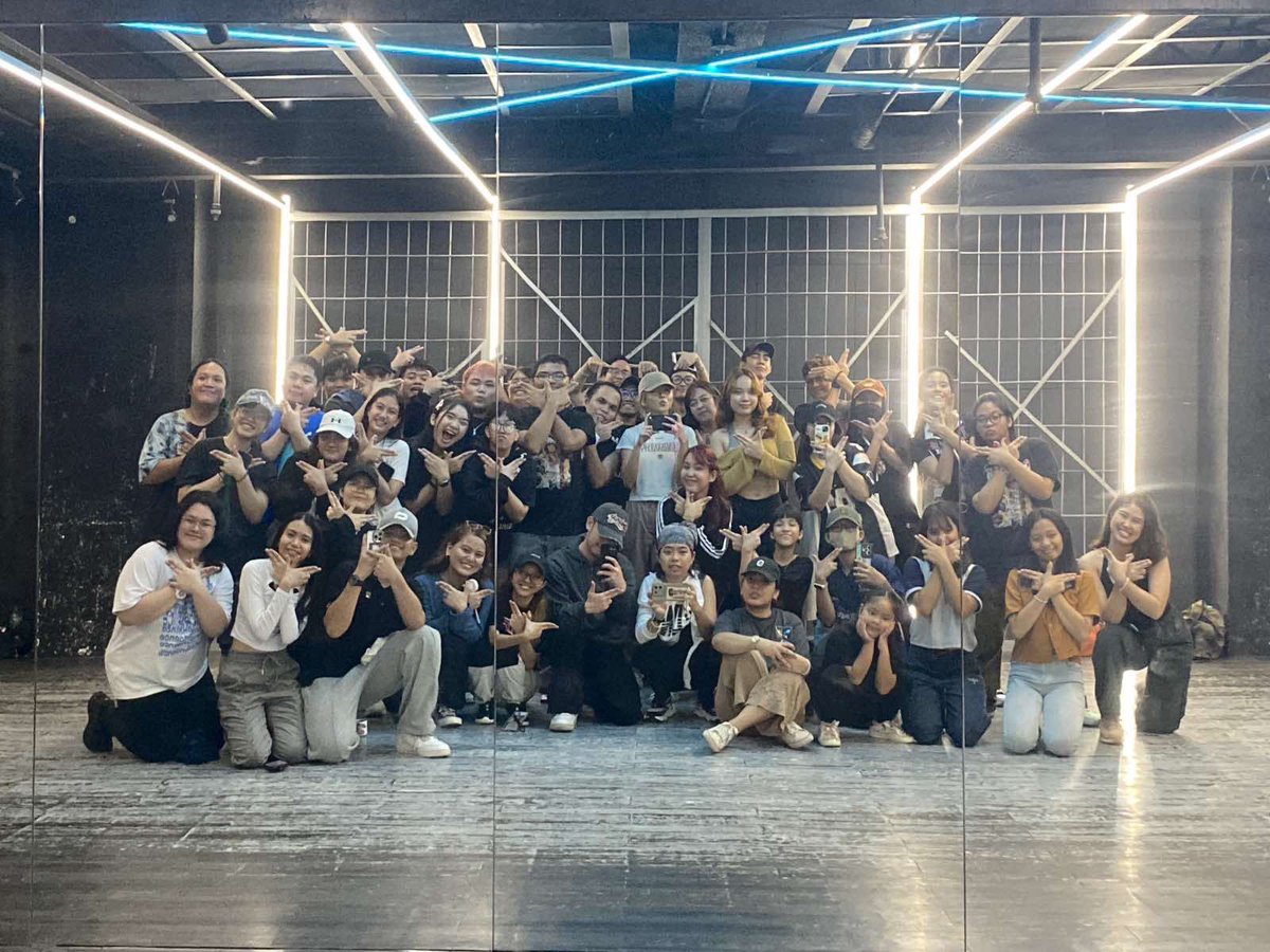 KAIAOfficialPH's tweet photo. [KAIA Klass]

A big thank you to everyone who joined #KAIA_SOPHIA's Dance Class! You all truly unleashed your inner DIVA with those incredible dance moves! 🌟 

Until the next #KAIAKlass, ZAIA? 👀🐻🍒🐉🦊🍊

KAIA SOPHIA DANCE CLASS
#KAIA #KAIAKlass #KAIA_SOPHIA https://t.co/zKtZFzxz6D