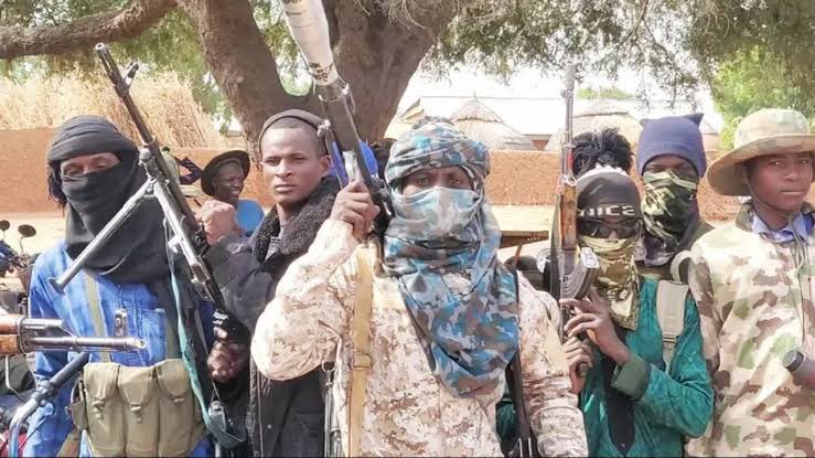 ZagazOlaMakama's tweet photo. Turji’s Call for Reinforcements Rejected by Bandit Commanders

Notorious bandit leader Bello Turji reportedly made desperate attempts to rally support from seven allied commanders within his network but faced outright rejection.

Intelligence sources revealed that Turji, who has been under sustained pressure from ongoing military day and night offensives in the Northwest, contacted the commanders to join forces with him in his fight against troops. 

However, the commanders declined, leaving Turji isolated in his struggle, while they also fear that the operation may consume them.