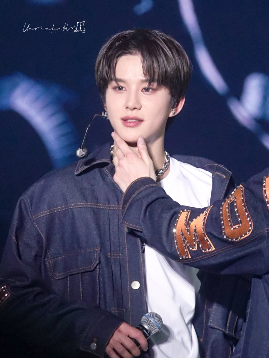정우 얼굴자랑 이슈
- 정우 지금 예쁜데??

250119 THE MOMENTUM
#정우 #JUNGWOO  
#NCT127
#NCT127_NEOCITY_THE_MOMENTUM