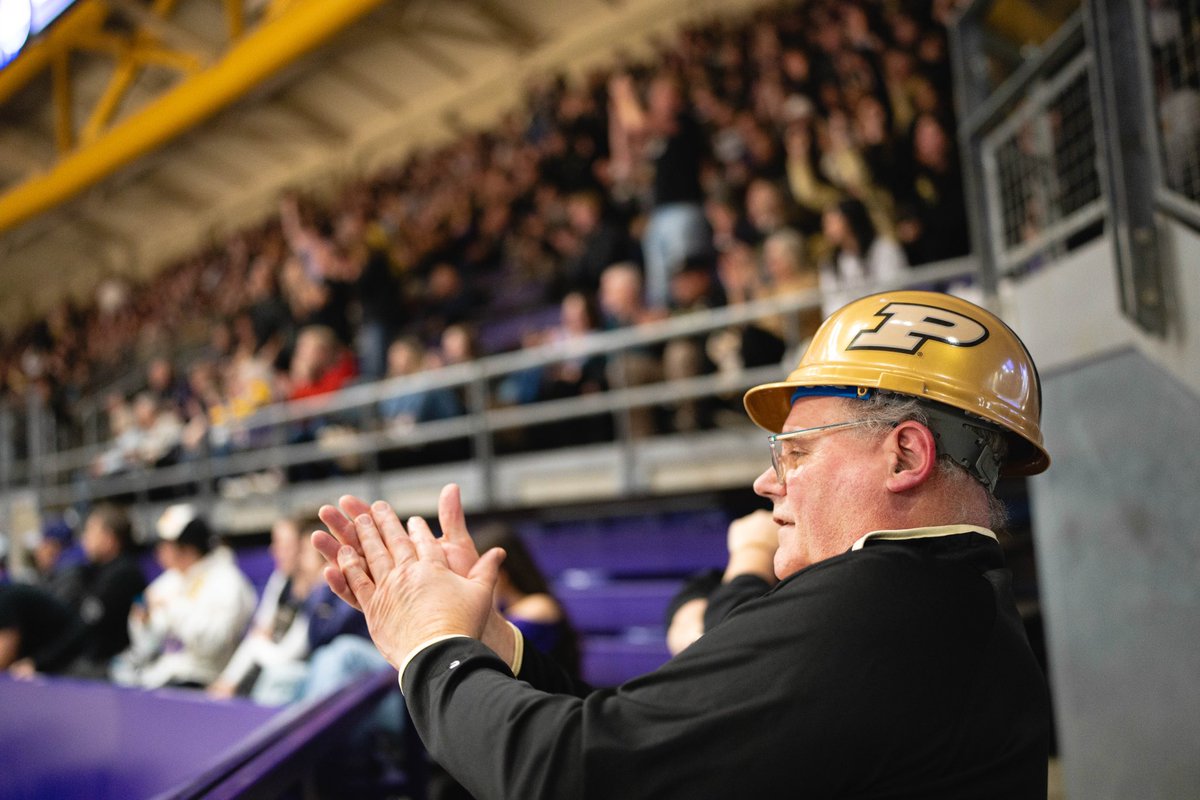 🟡&amp;⚫️ Gold &amp; Black get in! 

S/O to our Pacific Northwest Boilers all week! First sellout of the year at Oregon. 

The Purdue Effect.