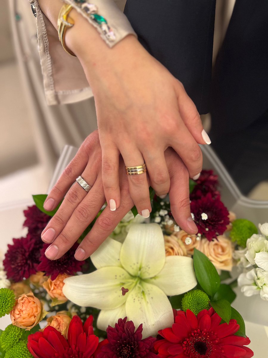 ("الحمد لله الذي بنعمته تتم الصالحات")

اللهم اجعل بيننا مودة و رحمة بارك الله لنا وبارك علينا وجمع بيننا في الخير 💍🤍