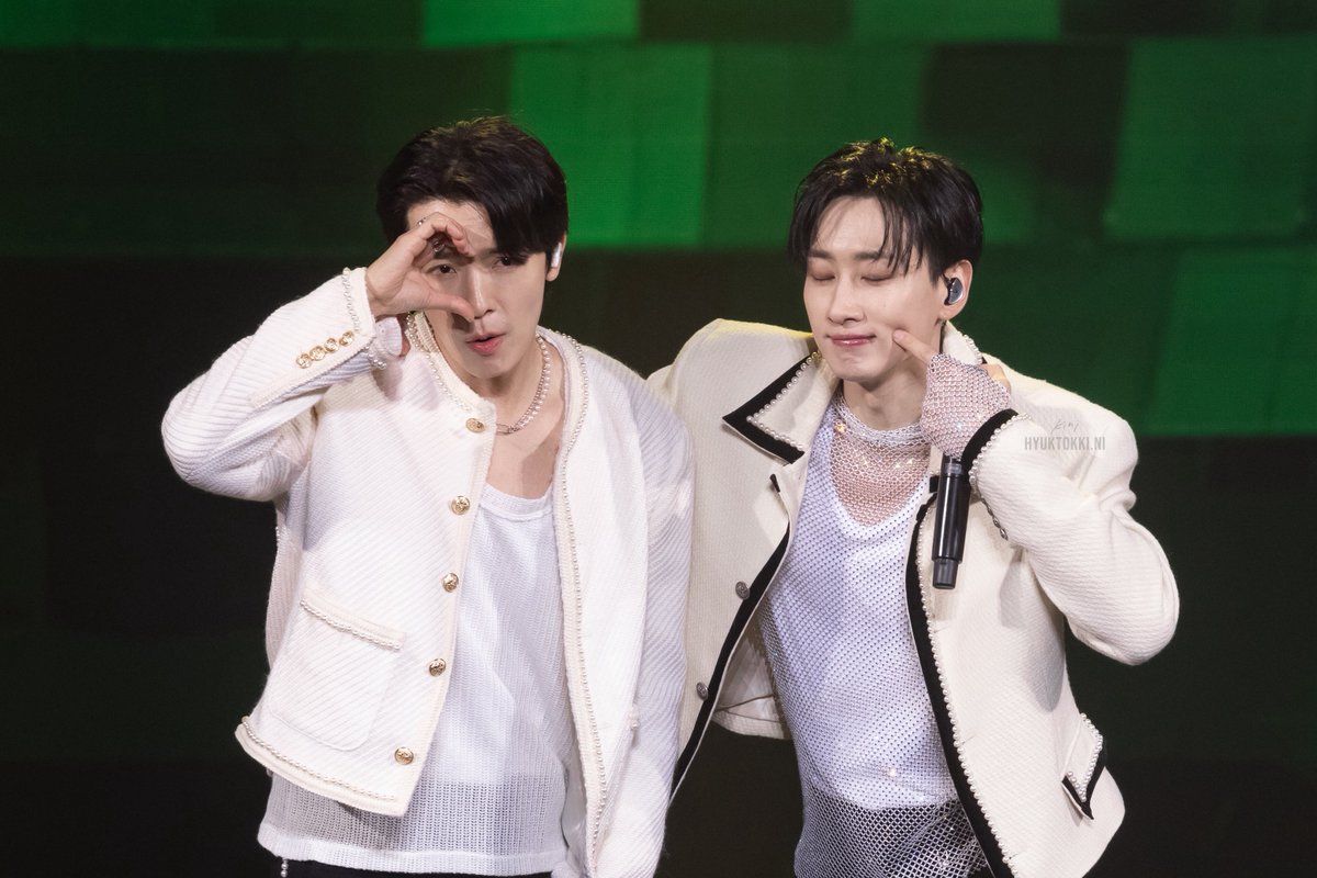 2025.01.19 Super Junior D&amp;E - ECLIPSE in MACAU

사랑해 o(≧v≦)o

<a href="/AllRiseSilver/">Dalnim</a> <a href="/donghae861015/">Super Junior 이동해</a> 
#슈퍼주니어 #SUPERJUNIOR #은혁 #이혁재 
#EUNHYUK #동해 #DONGHAE 
#SuperJuniorDnE 
#ECLIPSEinMacau