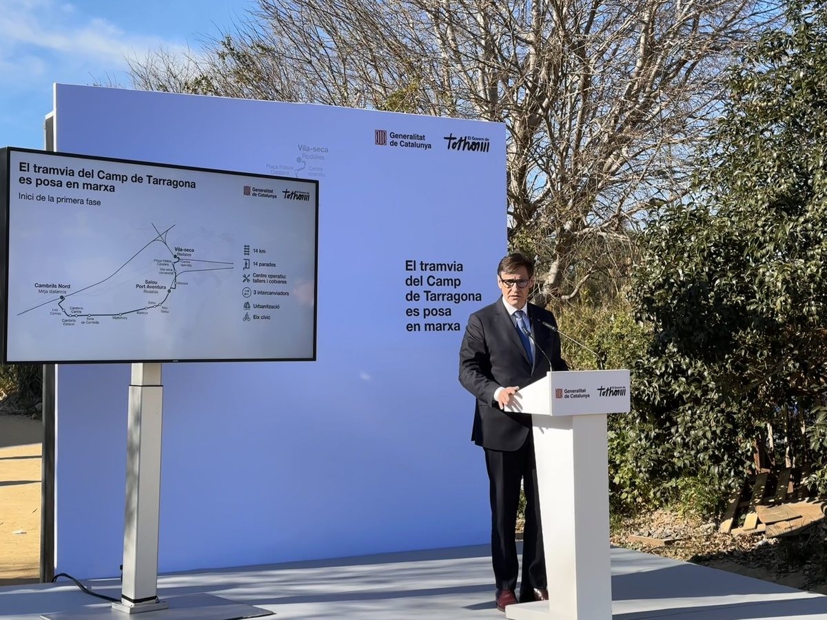 sandrage76's tweet photo. 🚈 La Generalitat posa en marxa la primera fase del tramvia que unirà Cambrils-Salou-Vila-seca. Aquest matí he acompanyat al Molt Honorable President, @salvadorilla, en la presentació a Cambrils.

✅ El tramvia vertebrarà també #Reus, La Canonja i Tarragona en la segona fase. https://t.co/zYPBdCc6Lj