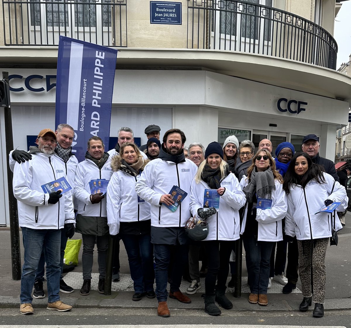 2jerph's tweet image. Cette team 🫶

Très fier de faire campagne avec @virginiemathot et tous nos militants déterminés, souriants et si motivés !

Le 2 février, choisissez la seule candidature d’union pour notre pays et pour #BoulogneBillancourt !

#Circo9209