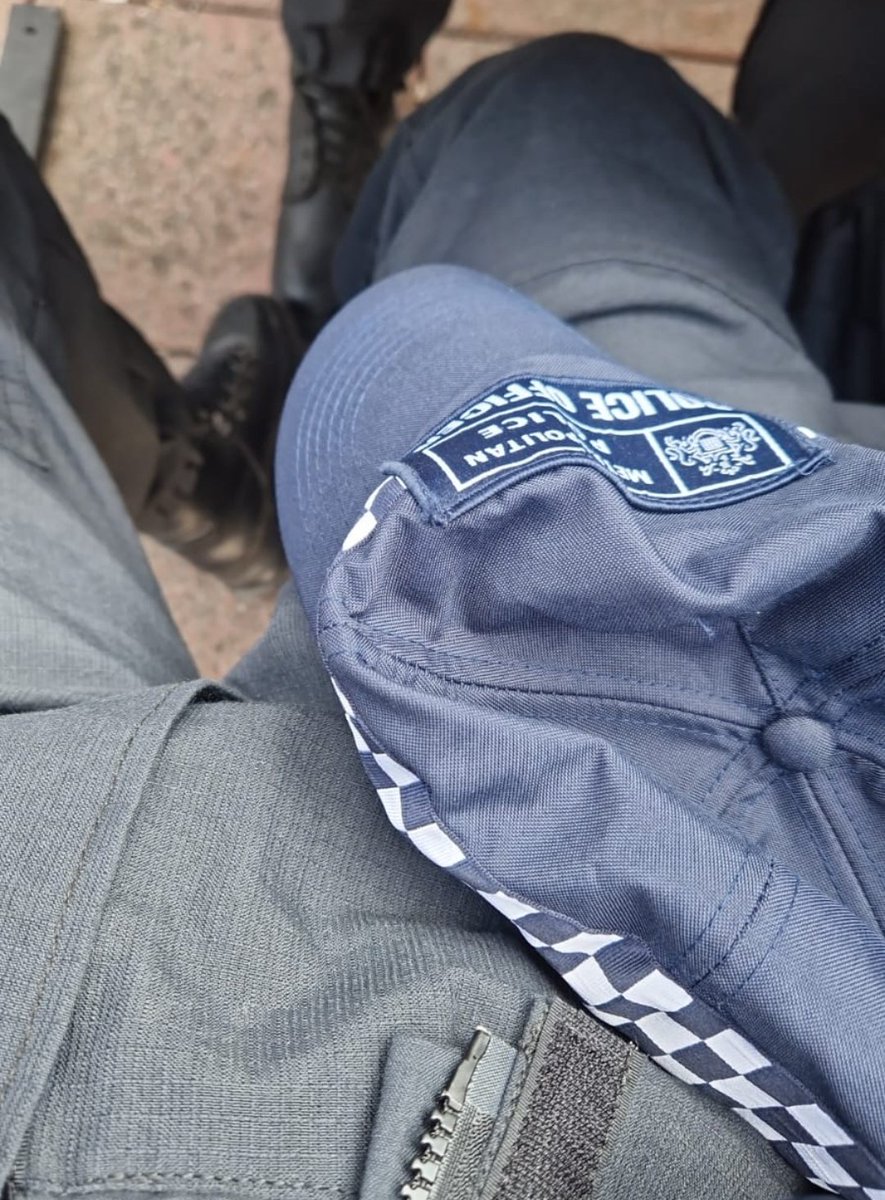 fifi_shaik's tweet image. Feeling the mental drain today after a busy day on AID in Central London. 

The abuse was relentless towards me - I am human and there&apos;s only so much hate I can take before the tears start rolling. 

Need a moment to reset. 

#iamhumam
#ithurts
#racism