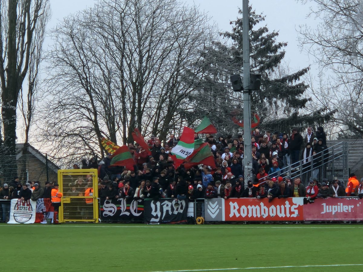 ⚽️ 🇧🇪 <a href="/rfcliege/">RFC Liège</a> 🆚️ <a href="/esseveeofficial/">SV Zulte Waregem</a> in de 'Challenger <a href="/ProLeagueBE/">Pro League</a>' (1e Klasse B) 

🏟 In het 'Stade de Rocourt' van #Luik 

#groundhopping #groundspotting #footballgrounds #footballculture #RFCLiège #Liège #Waregem #liezul