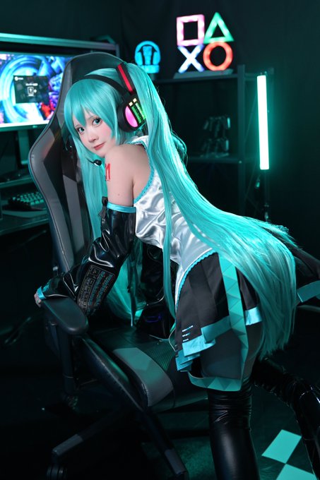 Twitterのコスプレ画像18