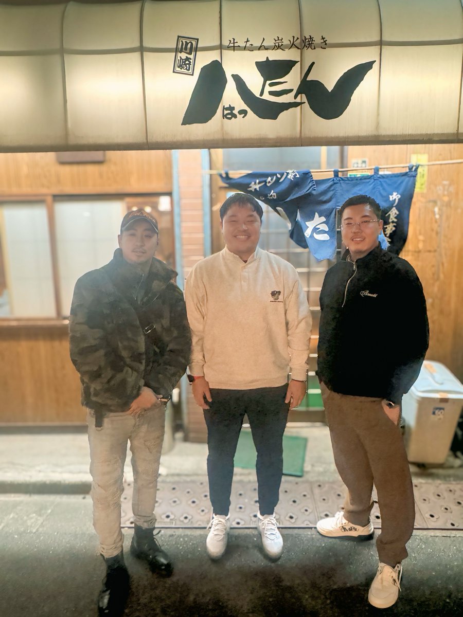 昔はライバル⚽️ 今は川崎を盛り上げてくれる仲間🎤🐬⚽️ #BADHOP