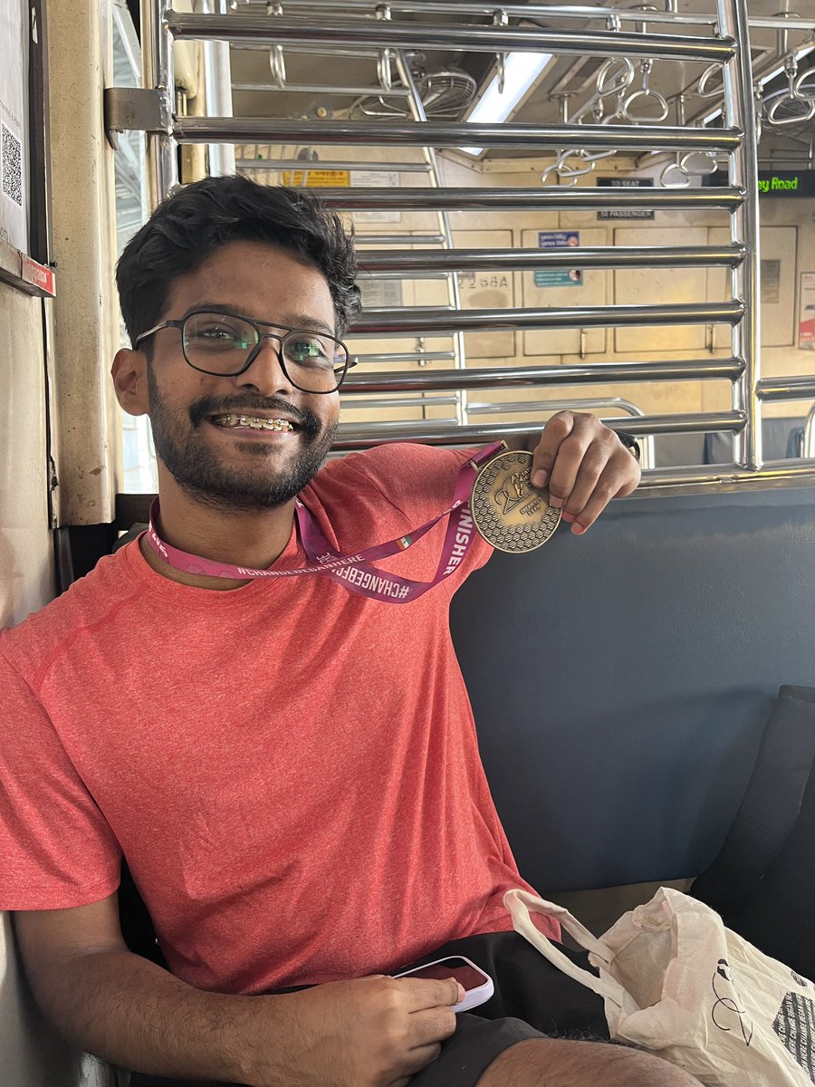 lazyleaflabs's tweet photo. As an artist who spends most of his time on the desk in front of the screens, today was a breather! Took to the streets instead of the screens for @TataMumMarathon &amp; the energy was electric! Looking forward to run the 10k next year ✨ https://t.co/pnlqgj8TE7