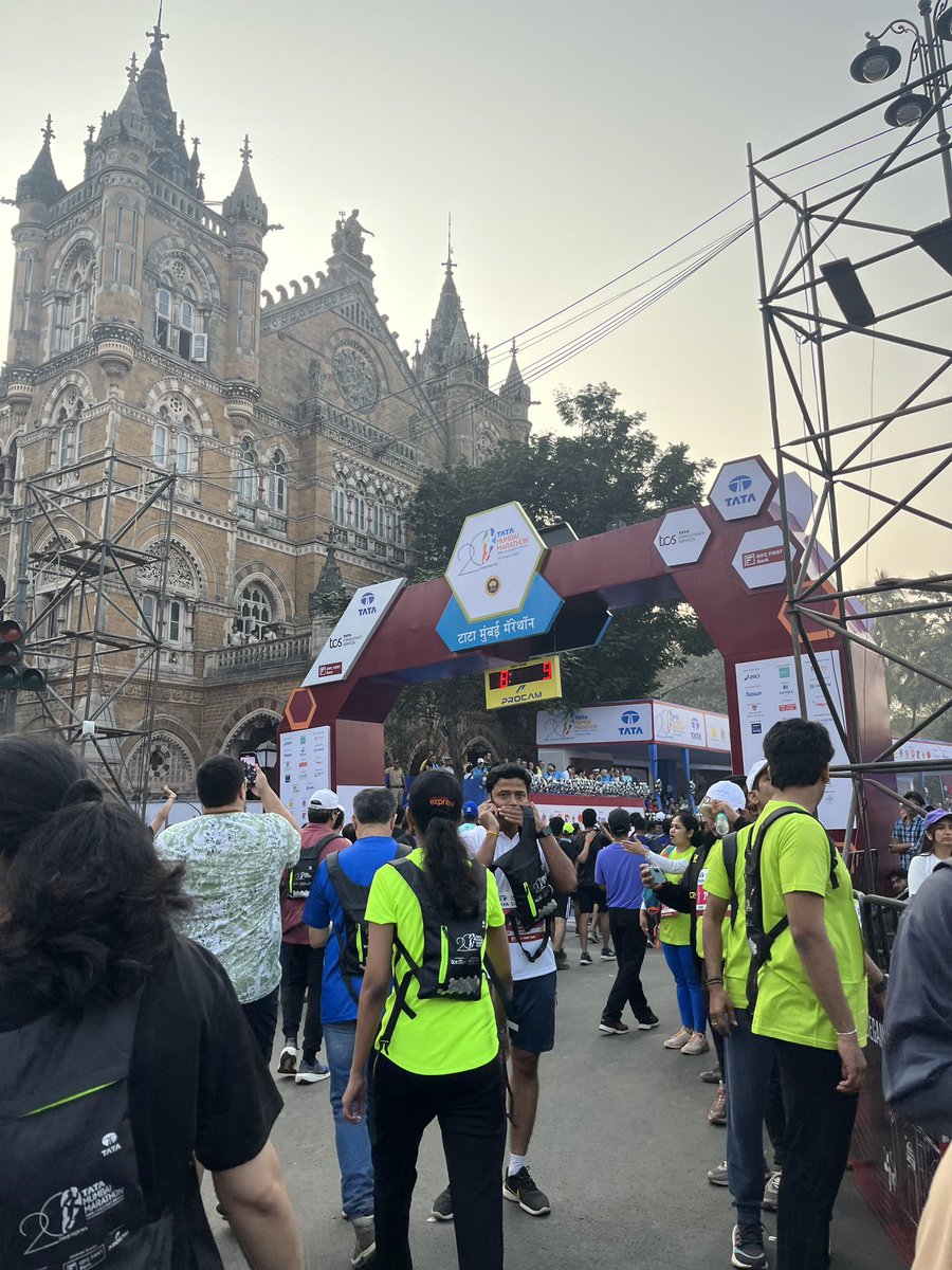Lazy Leaf Labs (@lazyleaflabs) on Twitter photo As an artist who spends most of his time on the desk in front of the screens, today was a breather! Took to the streets instead of the screens for <a href="/TataMumMarathon/">Tata Mumbai Marathon</a> & the energy was electric! Looking forward to run the 10k next year ✨ As an artist who spends most of his time on the desk in front of the screens, today was a breather! Took to the streets instead of the screens for <a href="/TataMumMarathon/">Tata Mumbai Marathon</a> & the energy was electric! Looking forward to run the 10k next year ✨
