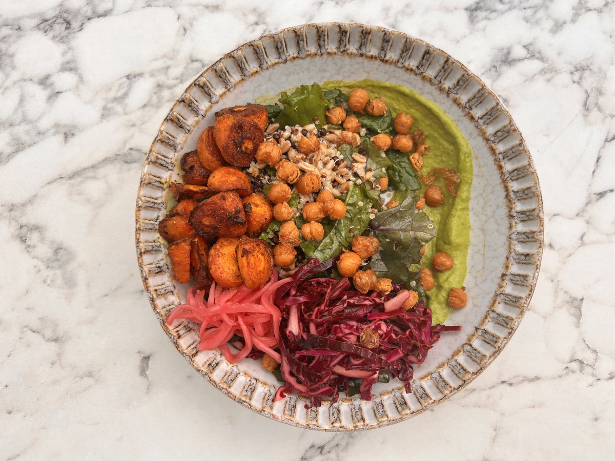 JunctionBakery's tweet photo. Fuel your day with our Grain Bowl—packed with farro, lentils, quinoa, curry roasted carrots, kale & more, all topped with our avo-goddess spread. Plant-powered perfection! 🌱✨
#VeganEats #GrainBowl #JunctionEats #capitolhill #alxva #dinner #boozybrunch #chevychase #dmvfoodie https://t.co/m0R97T2JNc