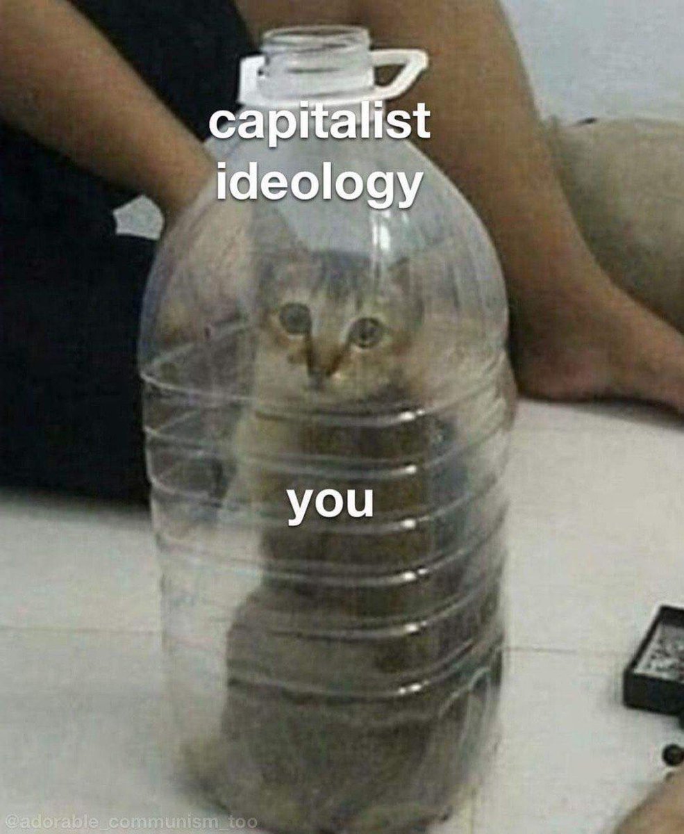 تا وقتی تو بطری هستی پراتیک روزمره‌، خوشحالی-نارحتی‌ و ذهنیتت هم تو همین بطری برساخته می‌شه؛ تو همین واقعیت کاذب.
درش تنگه و کار دشوار و زمان‌بریه ولی باید زد بیرون؛ با پراتیک طبقاتی منضبط و سیاست‌ منسجم کمونیستی.
پس تا ورود به اون قلمرو خودتون هم رو خودتون حسابی باز نکنین.