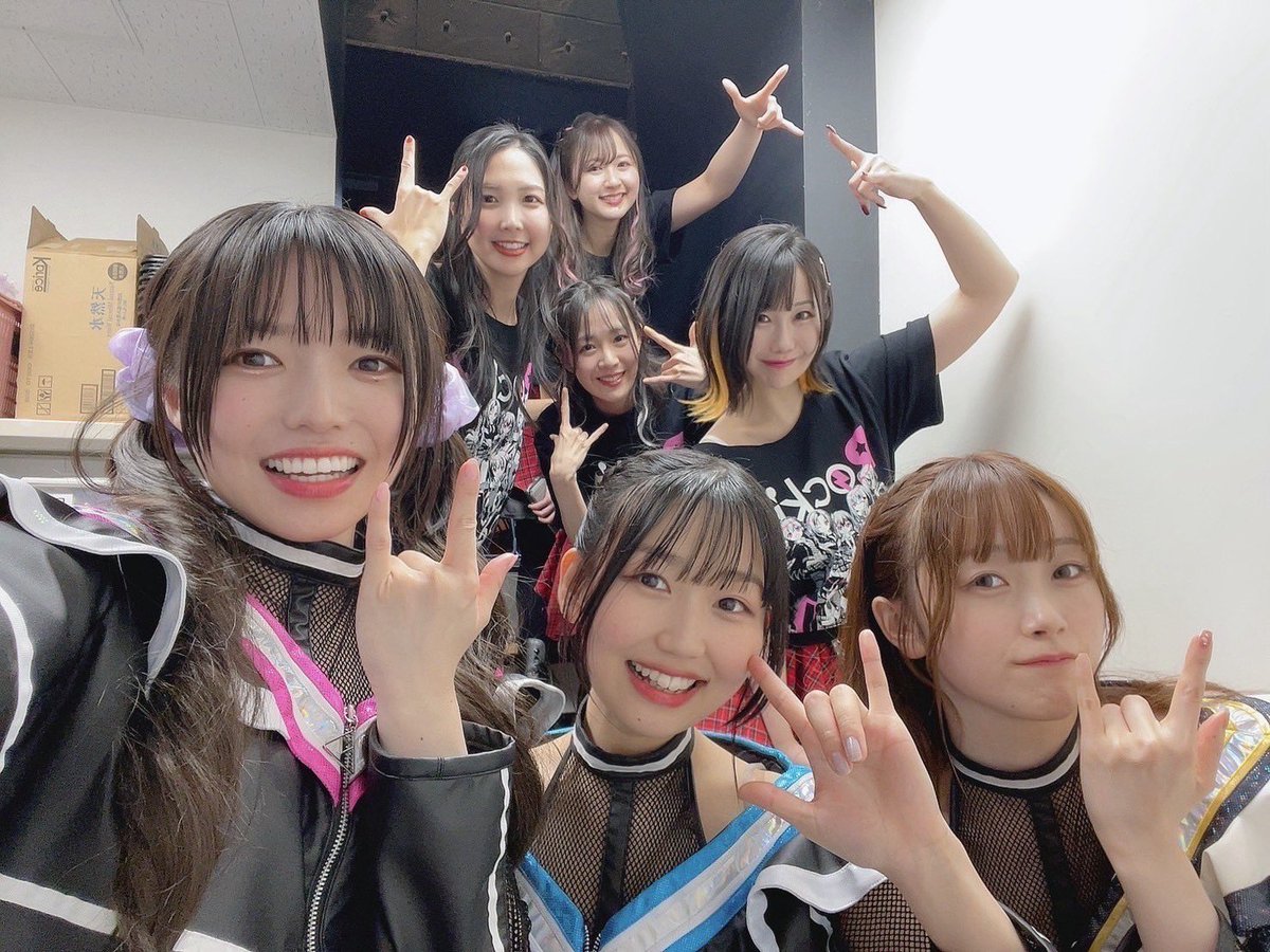 最後に、なにより！！
トライアムトーンさん、本当にかっこよくて可愛くて最高でした！！🎸🩷

本当に3人とも素敵で、全力で、見ていて愛おしかったです🥺🥺

また一緒にライブしたいです🎸✨

今日は、本当にありがとうございました⭐️⭐️⭐️⭐️

#Rst_RRP2 #リステ