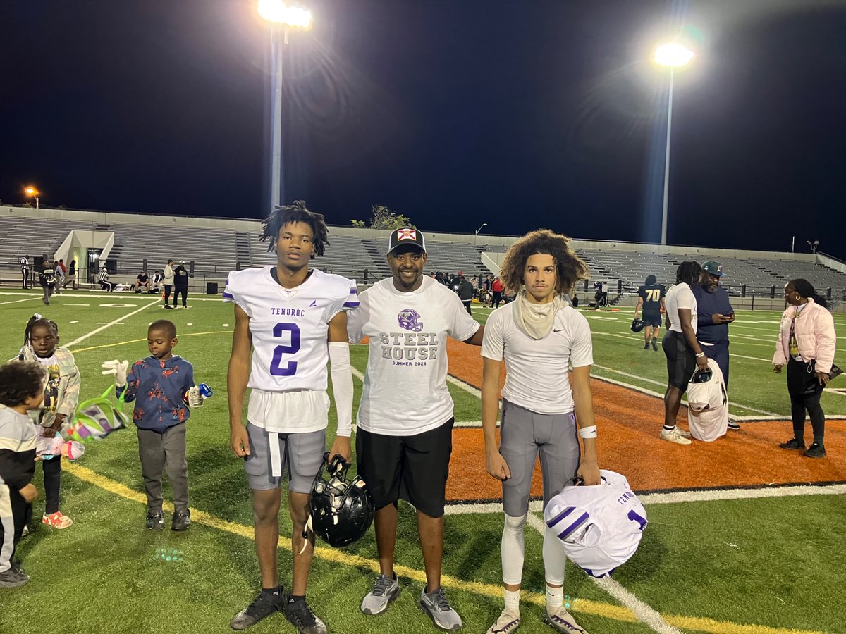 CoachTroutA's tweet photo. Congratulations to Senior Titans Sean Dickerson and Quentin Ware on participating in the 2024-2025 Polk Senior Allstar game. Westside for the win 36-16
@Sean_2jd @quentin_w06 
Go Titans
Love https://t.co/x8NsAQDkmS