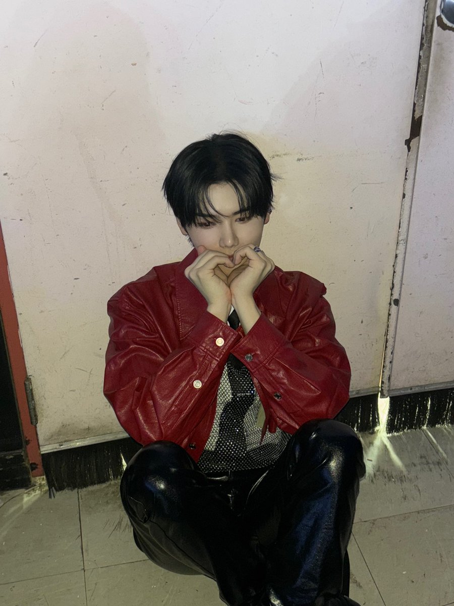 인기가요 스페셜 mc 너무 재미있었다!!!!!☺️
#민희