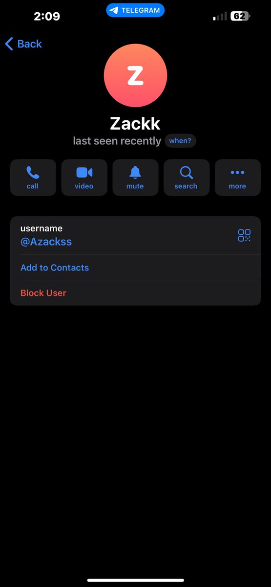 shaaayyangg's tweet photo. anyone can help me ? tolong bgitau yg i nak duit i rm100 lgi katanya nak transfer tpi tak transfer lgi. i di kira baik dah tau bagi bila nak tpi buat bodo je @Lutfi66415Zack https://t.co/TYhz9oGUd4