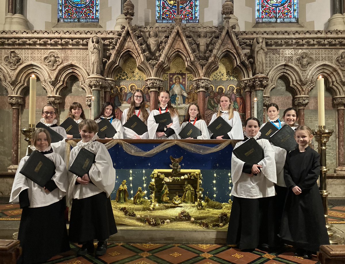 ChristChurchN14's tweet photo. The class of 2025… our fantastic choristers with DoM Will Waine. They have been fab this whole Festive season enhancing our worship. @churchofengland @dioceseoflondon @RSCMCentre @SouthgateChoir @_cathedralmusic @choralwork @TheOutsider40 @DioLondonCYPF #choristers #choralmusic https://t.co/TN8XJoa59y